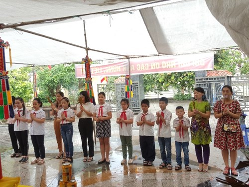 Hoạt động nhân kỷ niệm 71 năm ngày thương binh liệt sỹ - trường tiểu học bồ đề